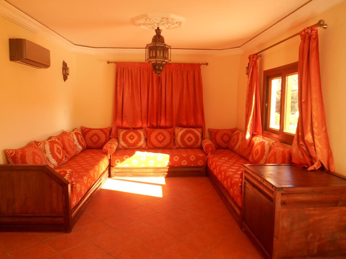 Auberge Kasbah Chez Amaliya ทาเฟราสท์ ภายนอก รูปภาพ