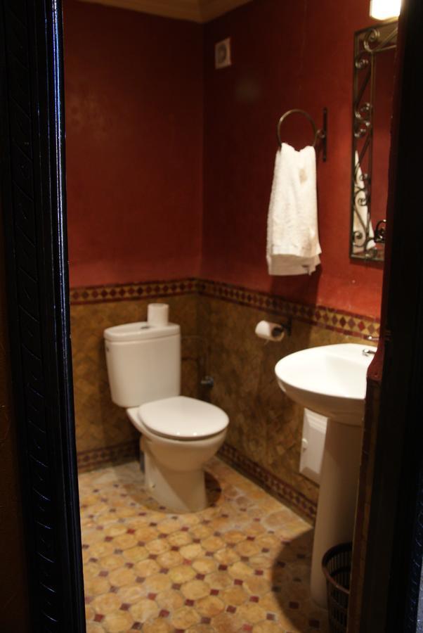 Auberge Kasbah Chez Amaliya ทาเฟราสท์ ภายนอก รูปภาพ