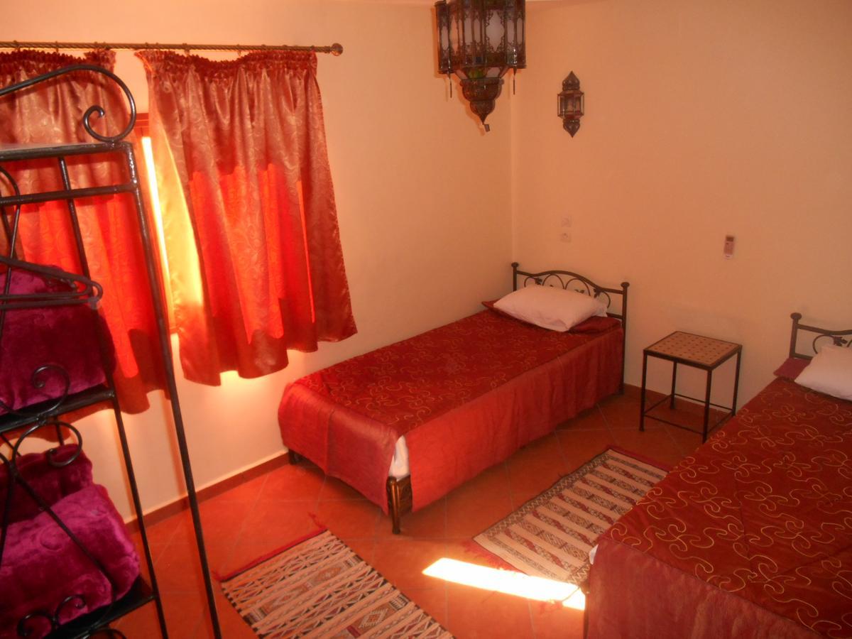 Auberge Kasbah Chez Amaliya ทาเฟราสท์ ภายนอก รูปภาพ